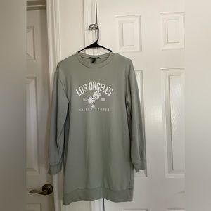 Sweatshirt dress